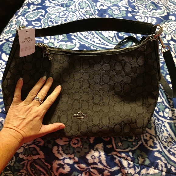 Coach purse - Picture 3 of 4